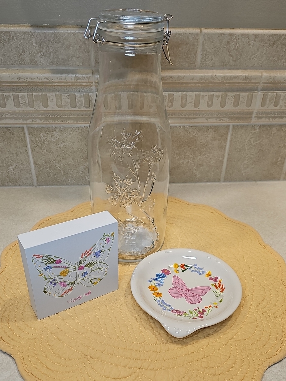 Dolly Parton Wildflower 47oz. Clamp Jar Butterfly Spoonrest & Butterfly Block
